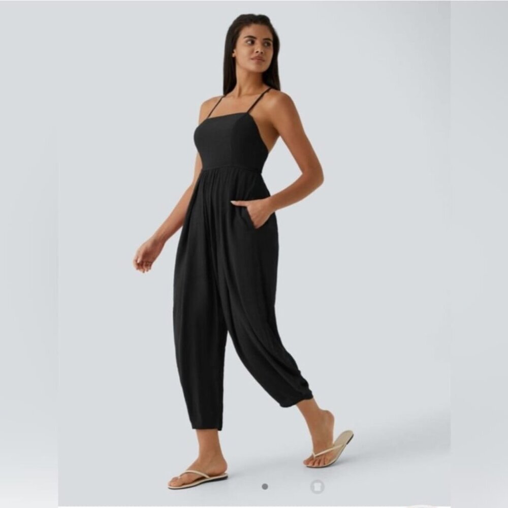 Halara Spahetti Strap Backless Lace Up Plicated Side Pocket Jumpsuit Size Lg